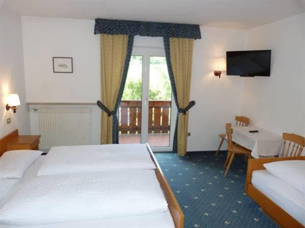 Hotel Luxury August 3*